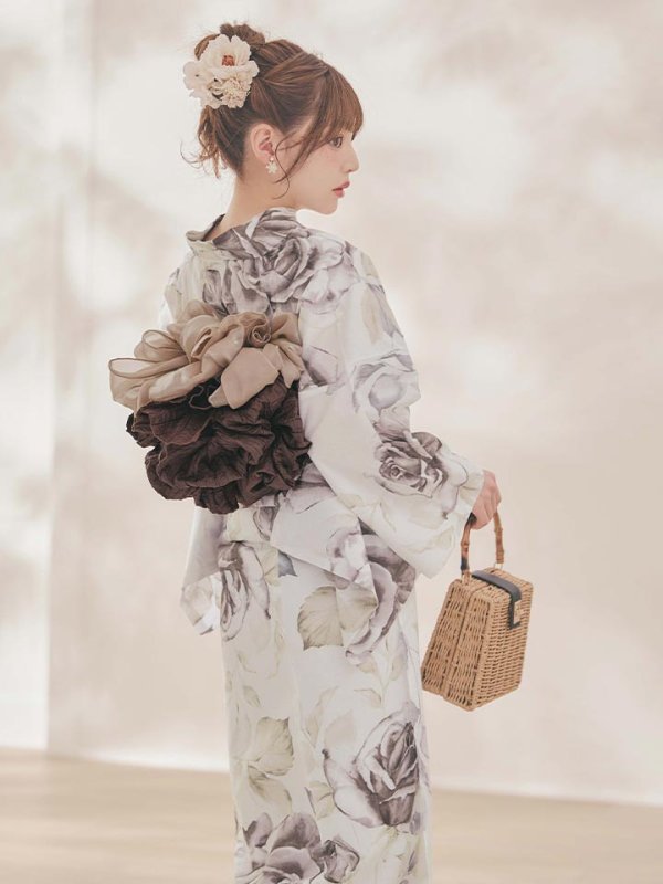 モデル：吉木千沙都(ちぃぽぽ)　身長：158cm　着用サイズ：Fサイズ