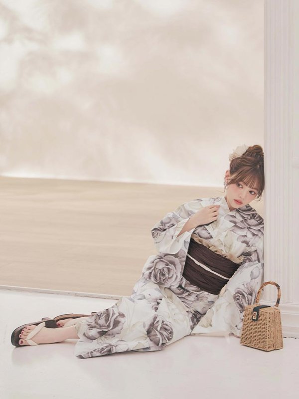 モデル：吉木千沙都(ちぃぽぽ)　身長：158cm　着用サイズ：Fサイズ