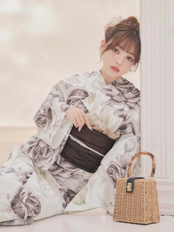 モデル：吉木千沙都(ちぃぽぽ)　身長：158cm　着用サイズ：Fサイズ