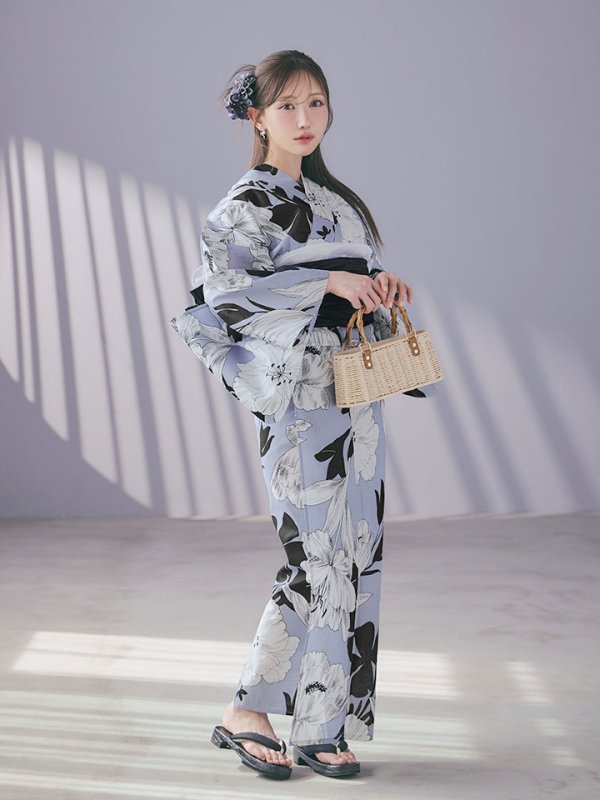 モデル：菅野結以 身長：163cm 着用サイズ：Fサイズ