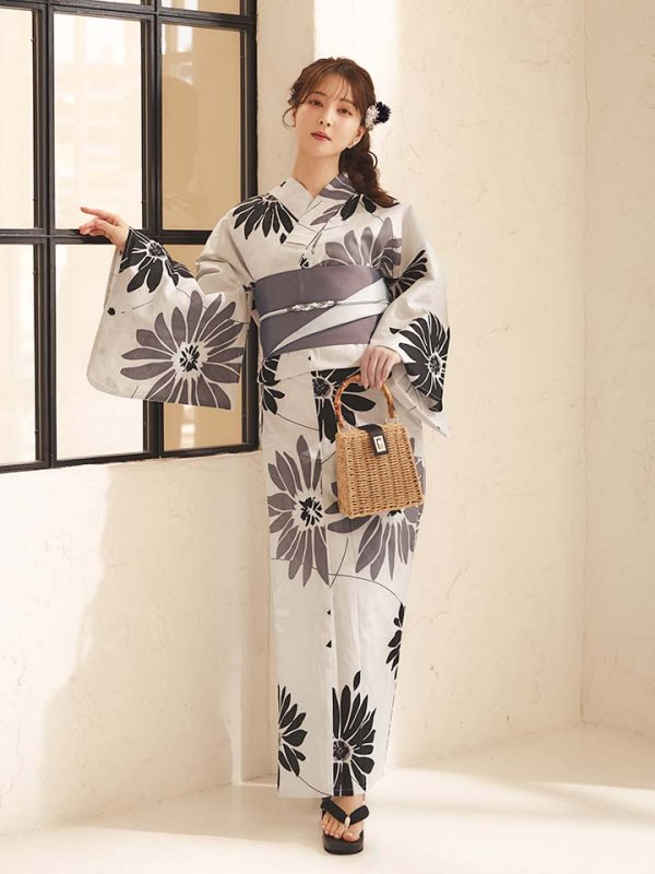 モデル：麻亜里　身長：160cm　着用サイズ：Fサイズ