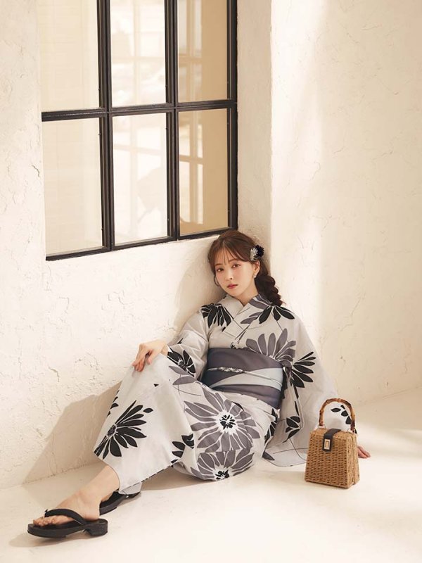 モデル：麻亜里　身長：160cm　着用サイズ：Fサイズ