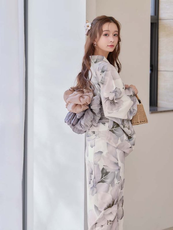 モデル:たまご あゆみ