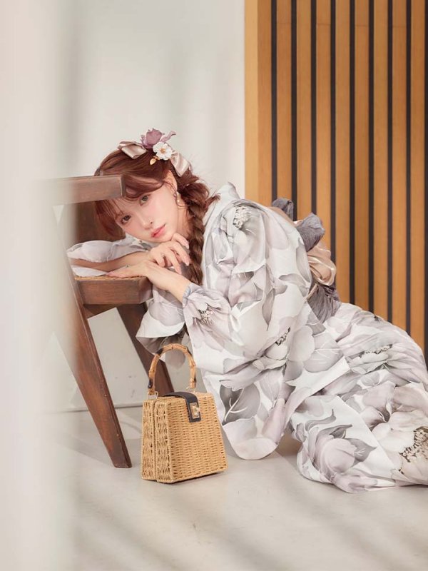 画像4: 送料無料！グレージュニュアンスピオニー浴衣【浴衣３点セット 浴衣/帯/下駄】[OF04]【予約 / 4月上旬発送予定】 (4)