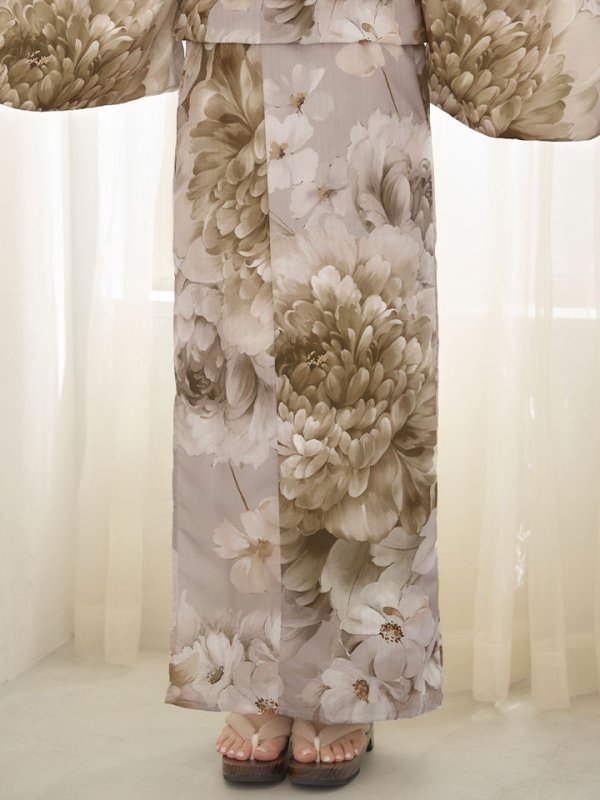 モデル：三上悠亜　身長：159cm　着用サイズ：Fサイズ