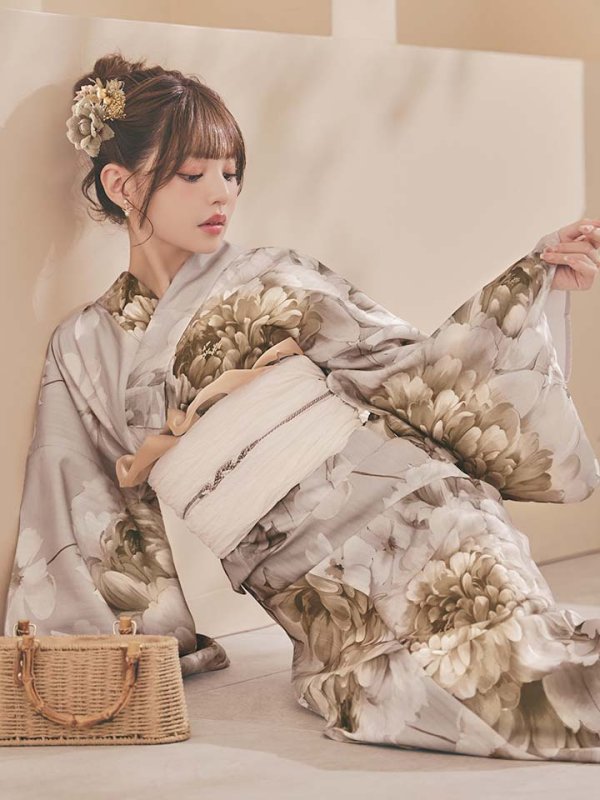 モデル：吉木千沙都（ちぃぽぽ）身長：158cm　着用サイズ：Fサイズ