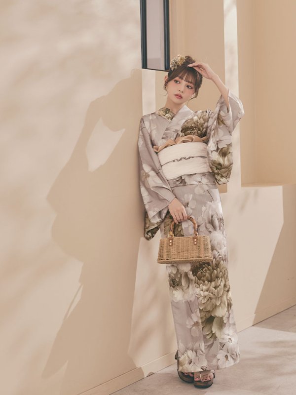 モデル：吉木千沙都（ちぃぽぽ）身長：158cm　着用サイズ：Fサイズ