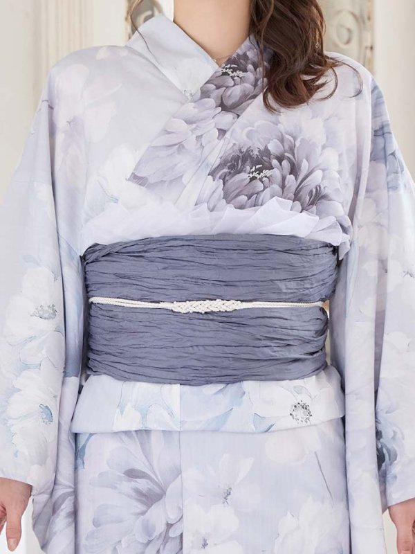 モデル：にじほ　身長：159cm　着用サイズ：Fサイズ