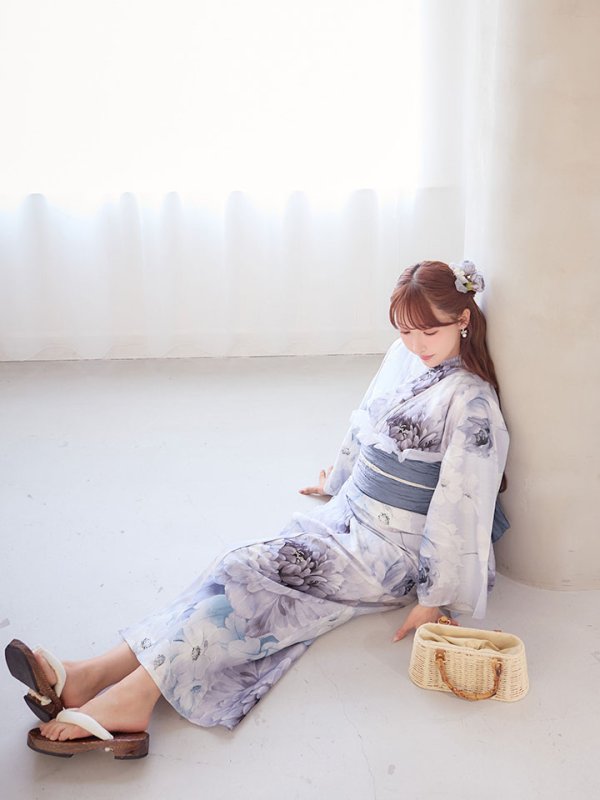 モデル：三上悠亜　身長：159cm　着用サイズ：Fサイズ