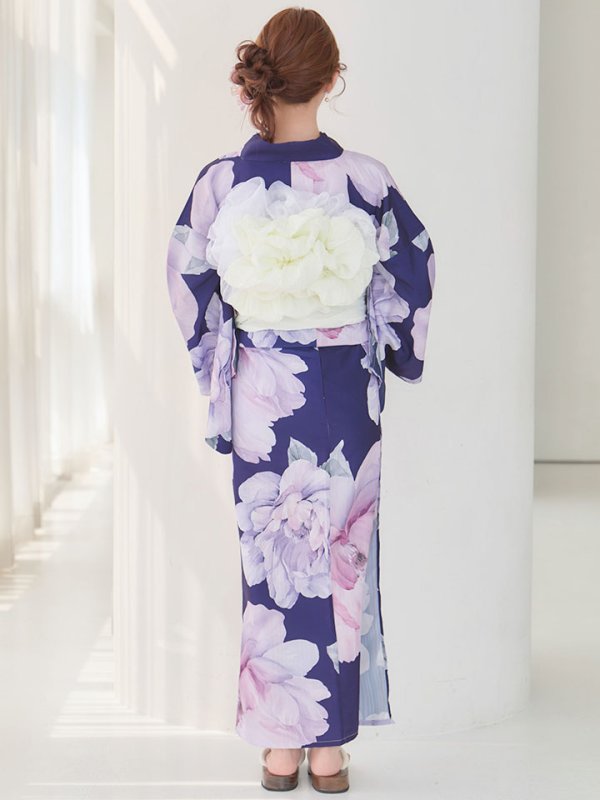 モデル：明日花キララ 身長：162cm 着用サイズ：Fサイズ