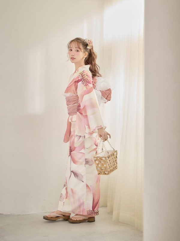 モデル:三上悠亜 身長:159cm