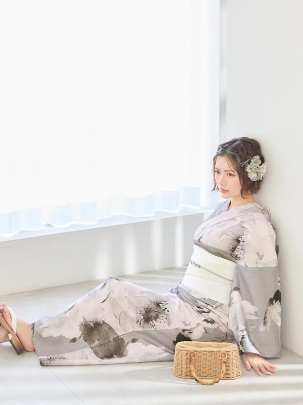 モデル：ななみん　着用サイズ：Fサイズ