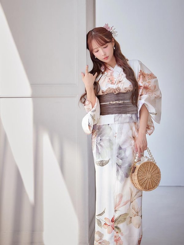 モデル:三上悠亜 身長:159cm