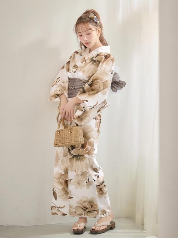 画像7: 【即日発送】ホワイトエレガントフラワー浴衣【浴衣３点セット 浴衣/帯/下駄】[OF04] (7)