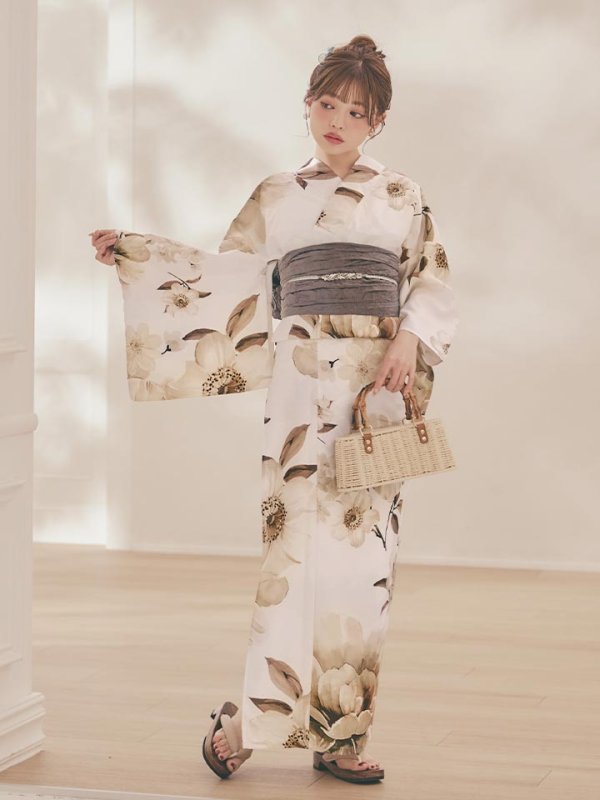 モデル：吉木千沙都(ちぃぽぽ)　身長：158cm　着用サイズ：Fサイズ