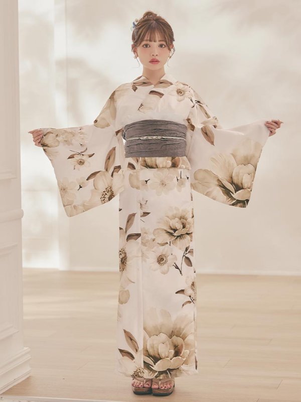 モデル：吉木千沙都(ちぃぽぽ)　身長：158cm　着用サイズ：Fサイズ