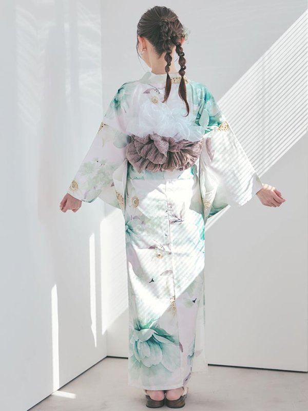 モデル：菅野結以 身長：163cm 着用サイズ：Fサイズ