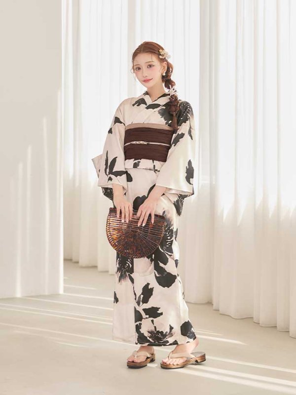 モデル:明日花キララ 身長:162cm