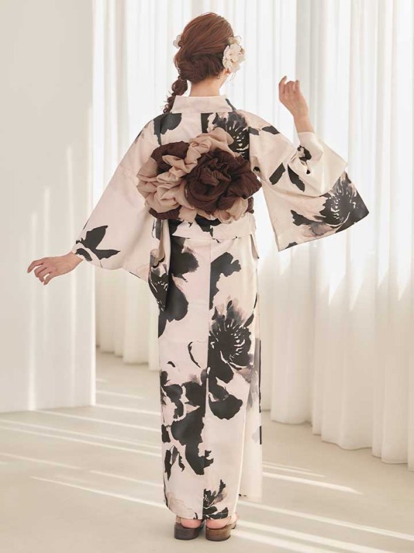 モデル:明日花キララ 身長:162cm