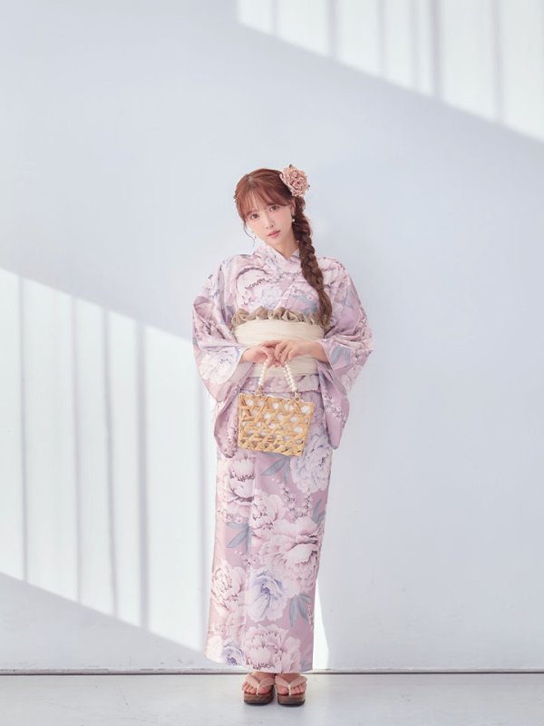 モデル：三上悠亜　身長：159cm　着用サイズ：Fサイズ