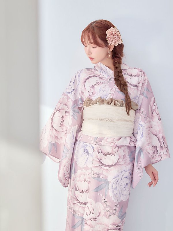 モデル：三上悠亜　身長：159cm　着用サイズ：Fサイズ