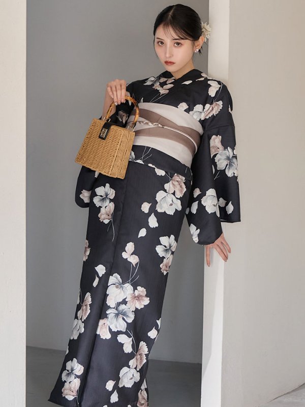 画像8: 送料無料！【即日発送】フローラルブラック浴衣【浴衣３点セット 浴衣/帯/下駄】[OF04] (8)