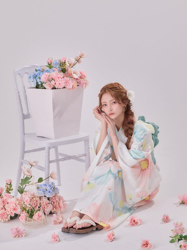 モデル：まみ　身長：161cm　着用サイズ：Fサイズ