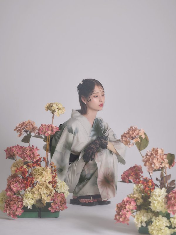 モデル：天海りこ　身長：156cm　着用サイズ：Fサイズ