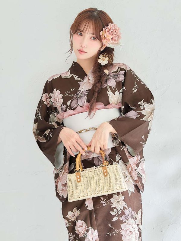 モデル：三上悠亜　身長：159cm