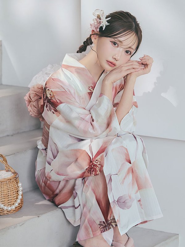 モデル：菅野結以 身長：163cm 着用サイズ：Fサイズ