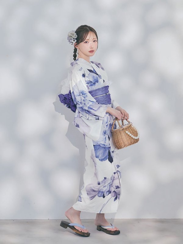 モデル：菅野結以 身長：163cm 着用サイズ：Fサイズ