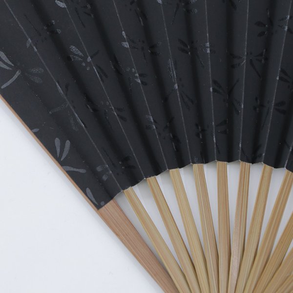 画像3: 【即日発送】【浴衣小物/扇子】黒トンボ柄扇子【1カラー】[YMT-U] (3)