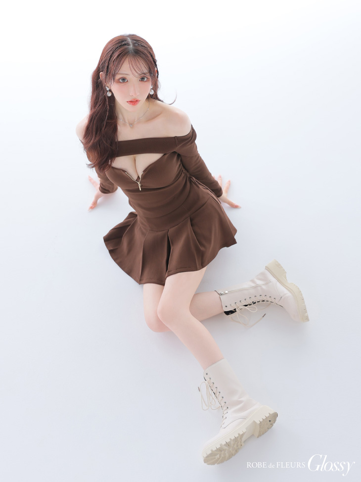 ローズ商品 XSサイズあり【Glossy/グロッシー】オフショルダー/ ロング