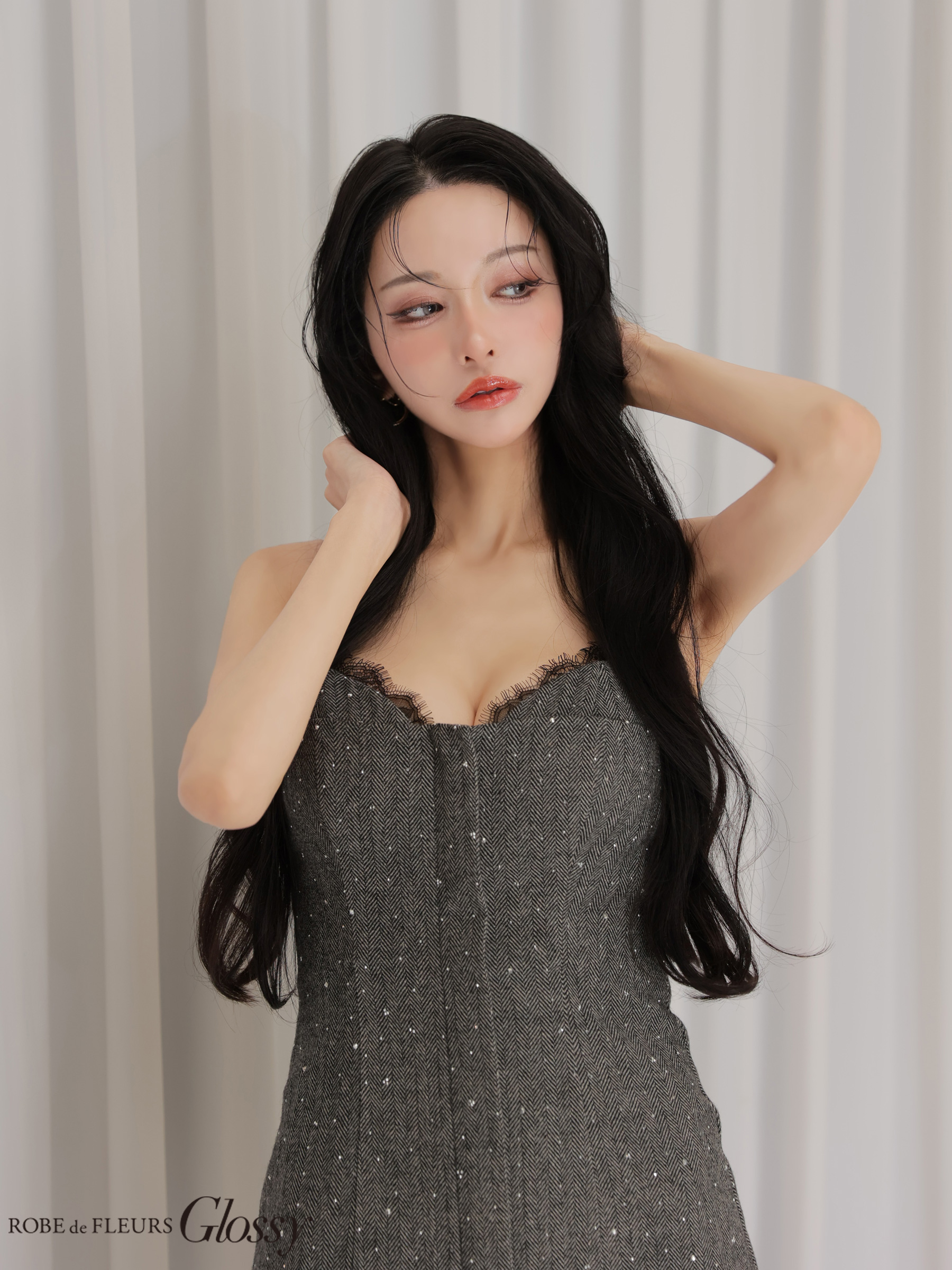 Glossy ビジュードレス　ブラック XSサイズあり【Glossy/グロッシー】ビジュー/ キャミ/ タイト/ ミニ