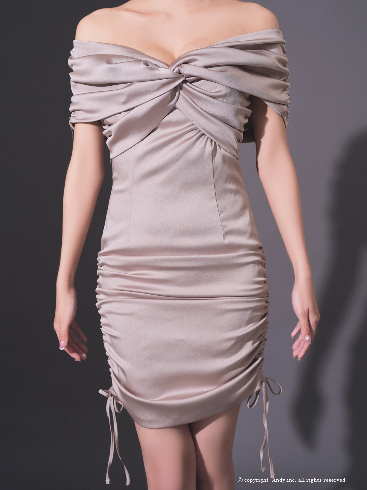 ANDY/アンディ】ストレッチ/ サテン/ オフショル/ サイド