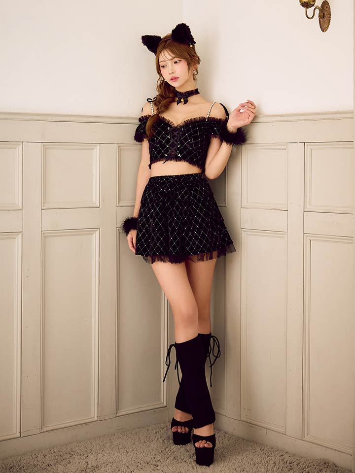 即日発送】【ハロウィン】キャットオフショルビジューセットアップ