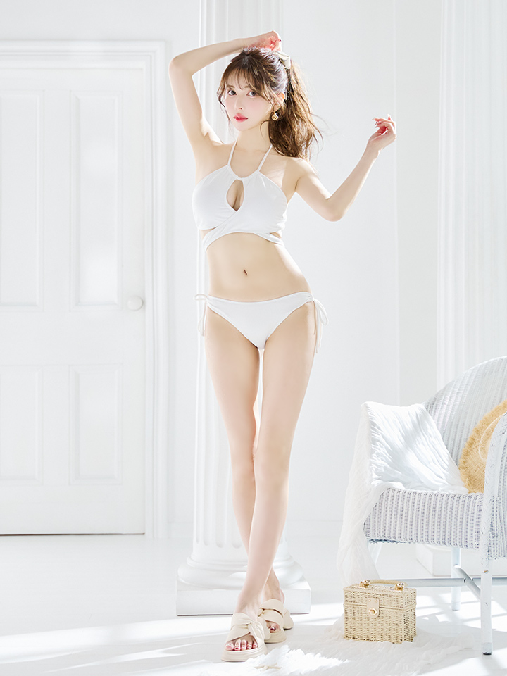 人気新品入荷 即日発送！】【ビキニ】【水着】ホルターネッククロスシンプル 水着・ラッシュガード