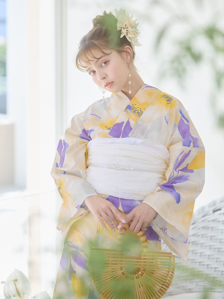 sugar花柄浴衣♡クリーニング済み 即日発送】【浴衣セール】ベージュ地x小花柄浴衣 【浴衣3点