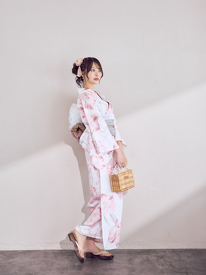 Sugar ニュアンスピンク水彩朝顔浴衣 即日発送】ニュアンスピンク水彩朝顔浴衣 【浴衣3点セット 浴衣/帯
