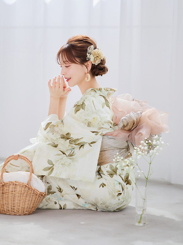 新品☆呉服屋♪高級綿絽・大人清楚な市松牡丹　スレンダー夏着物　浴衣３点セット 新品☆呉服屋♪高級綿絽！大人清楚なスレンダー夏着物 浴衣3点