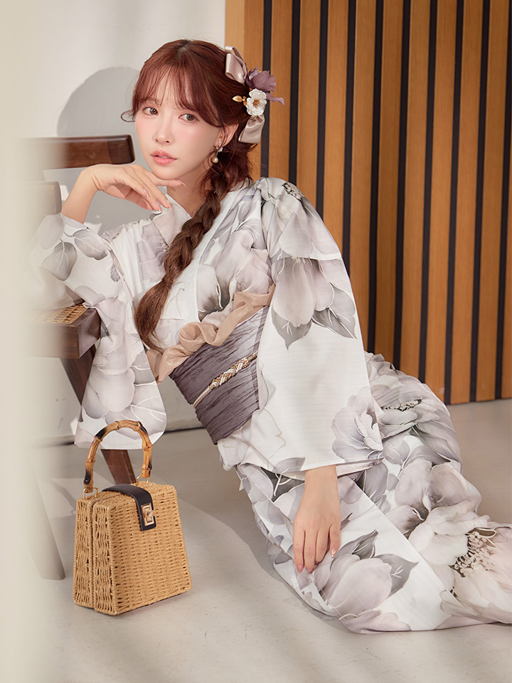 グレージュニュアンスピオニー浴衣